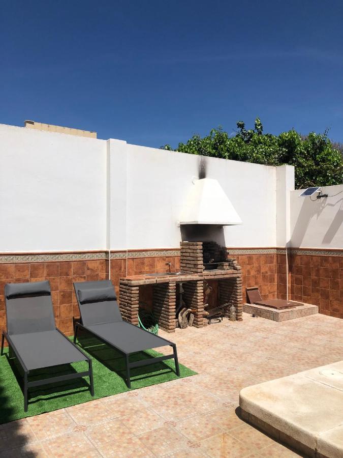 Apartamento Con Piscina En Ciudad Jardin Malaga Bagian luar foto